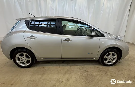 Nissan Leaf 2012 photo 4