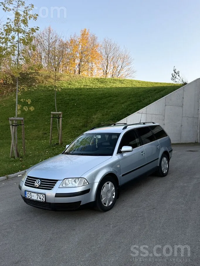 Volkswagen Passat 2002 photo 2