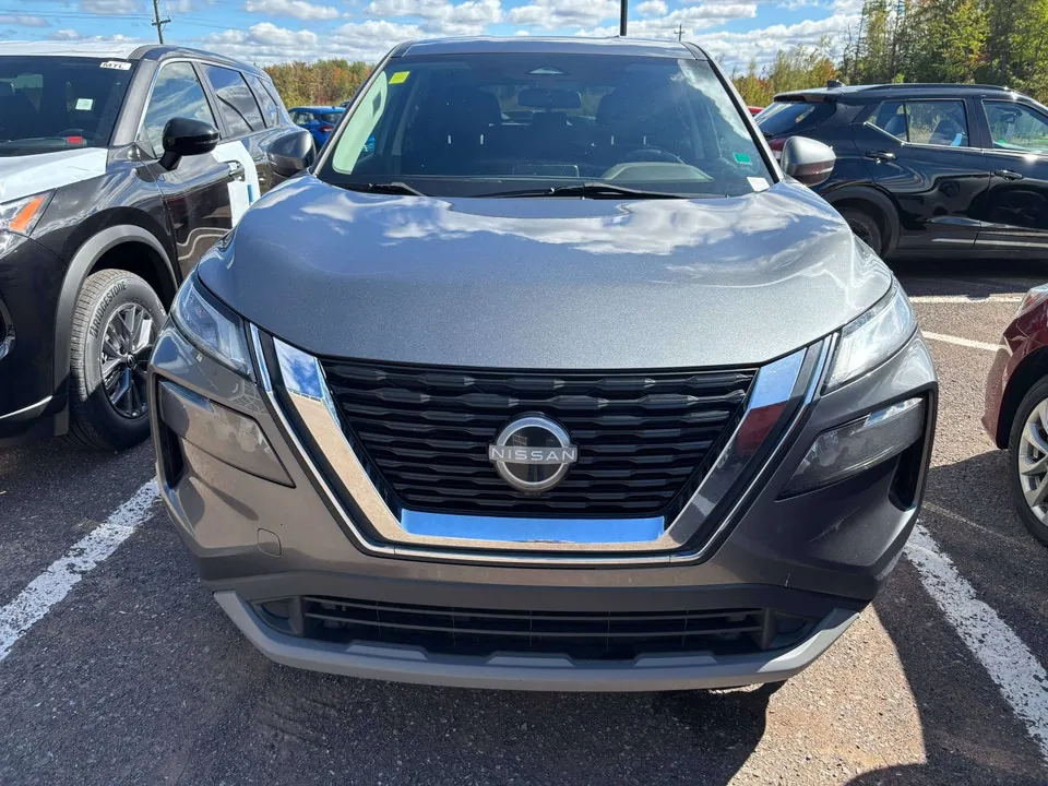 Nissan Rogue 2023 photo 2
