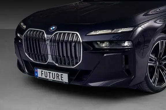 BMW I7 2023 photo 2