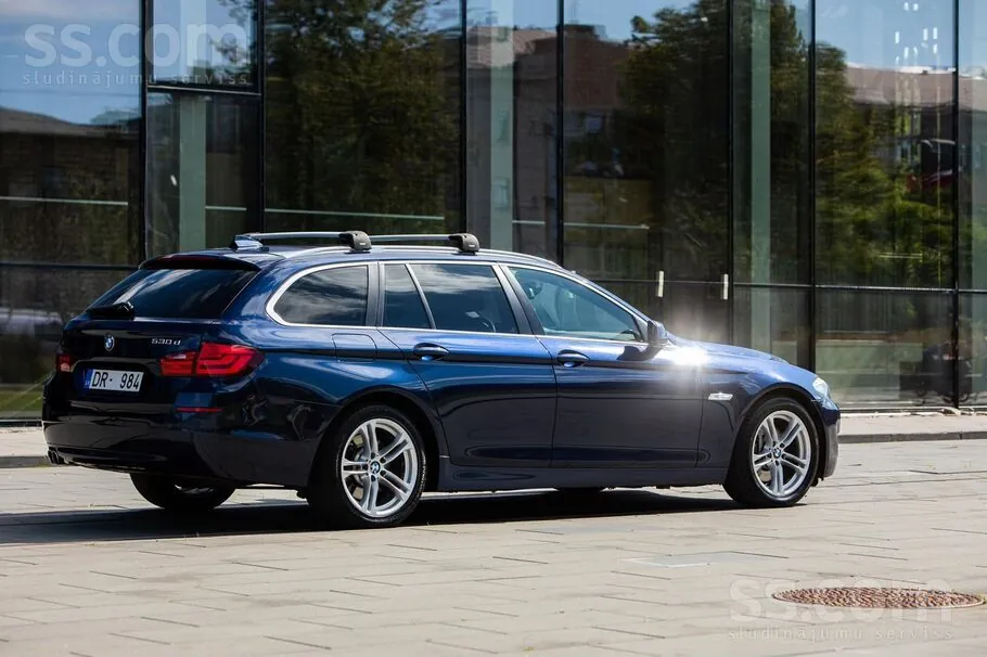 BMW 530 2013 photo 3