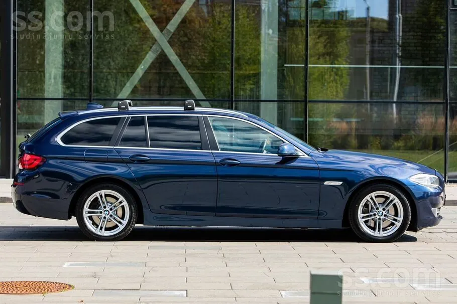 BMW 530 2013 photo 2