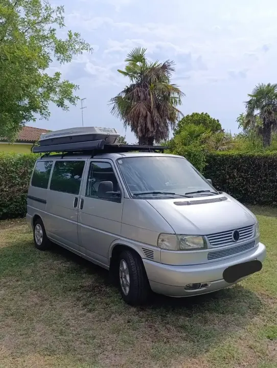 Volkswagen T4 2000 photo 2
