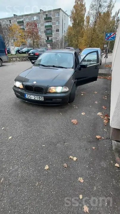 BMW 320 2000 photo 2