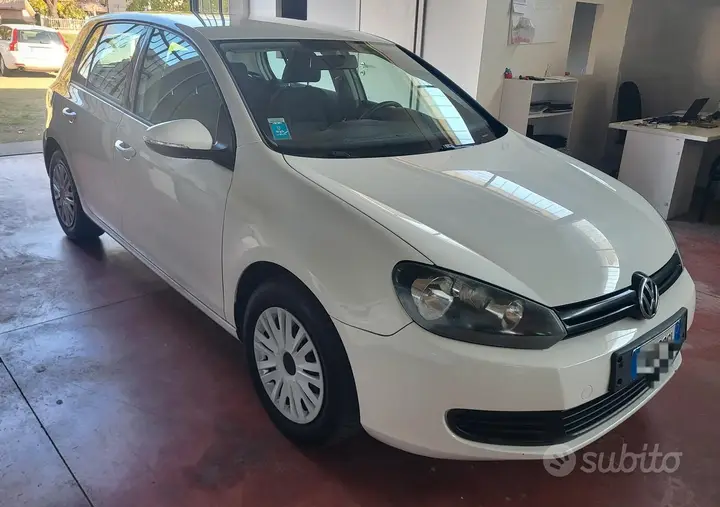 Volkswagen Golf 2012 photo 3