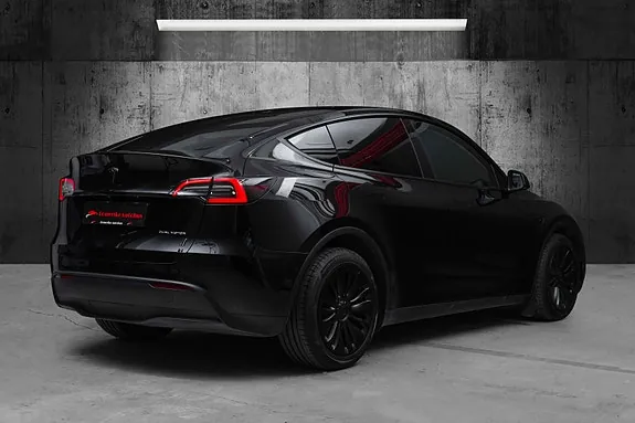 Tesla Model Y 2022 photo 5
