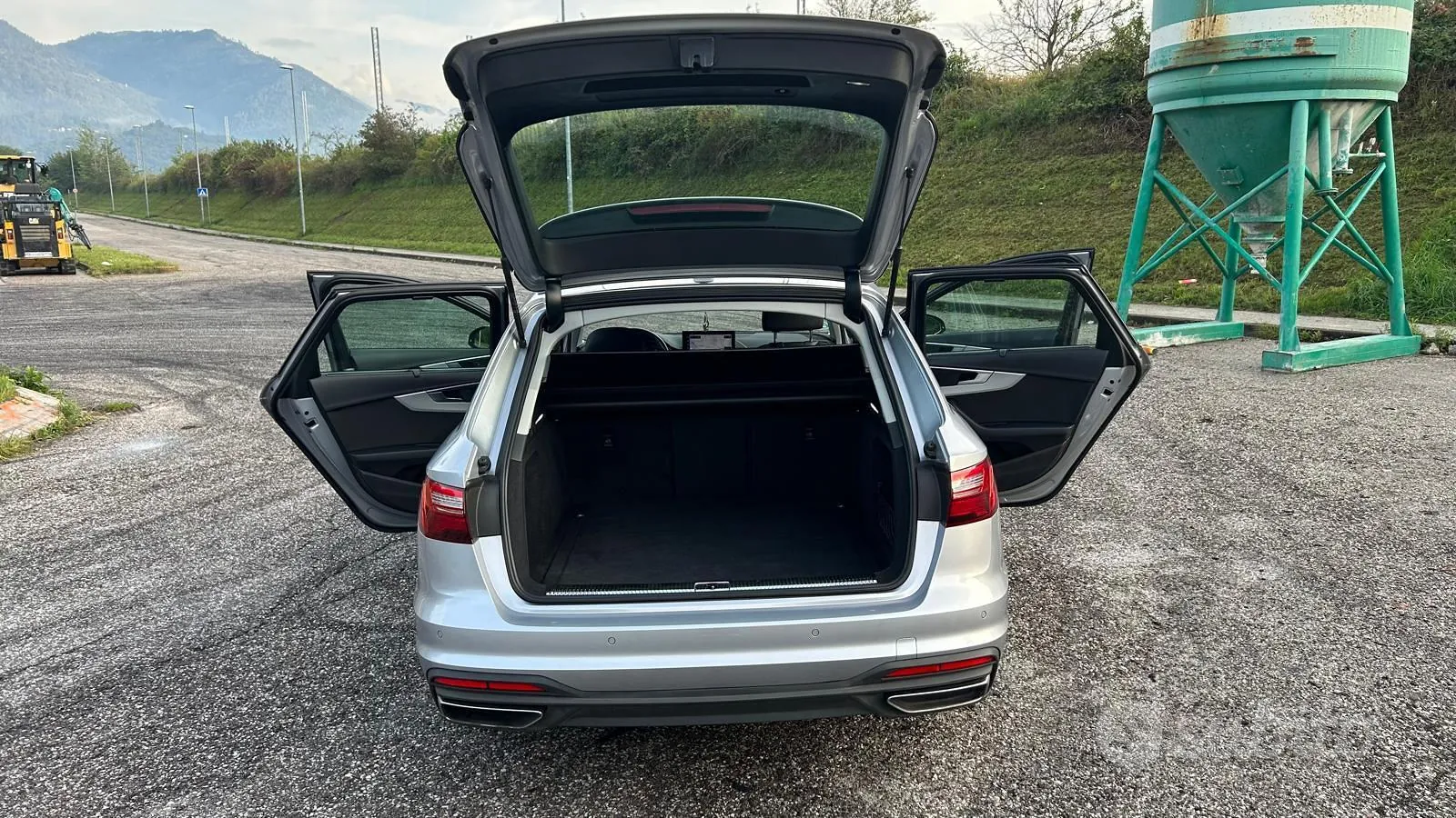 Audi A4 Avant 2021 photo 3