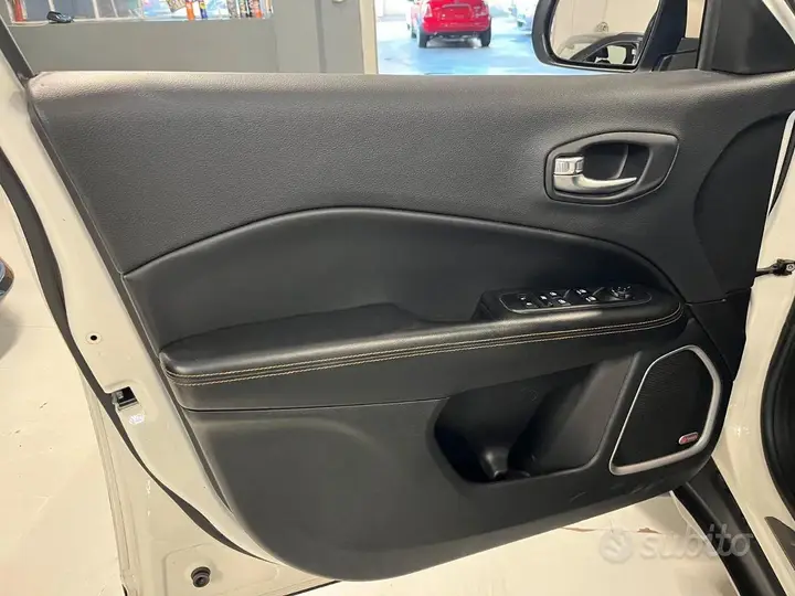 Jeep Compass 2018 photo 4