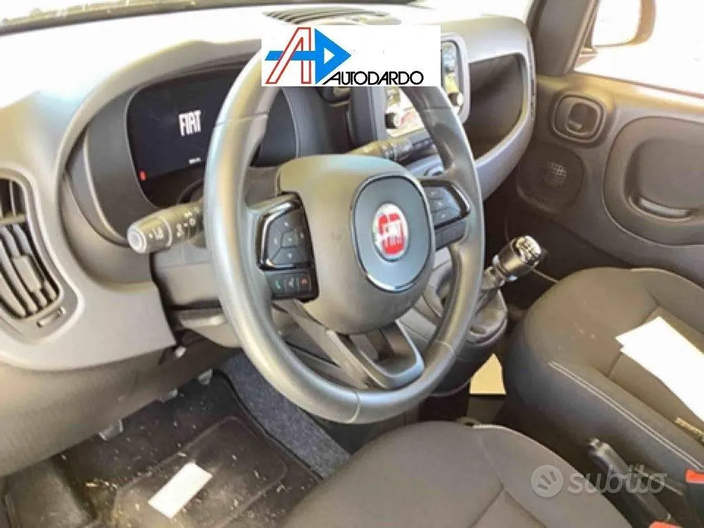 Fiat Panda 2024 photo 2