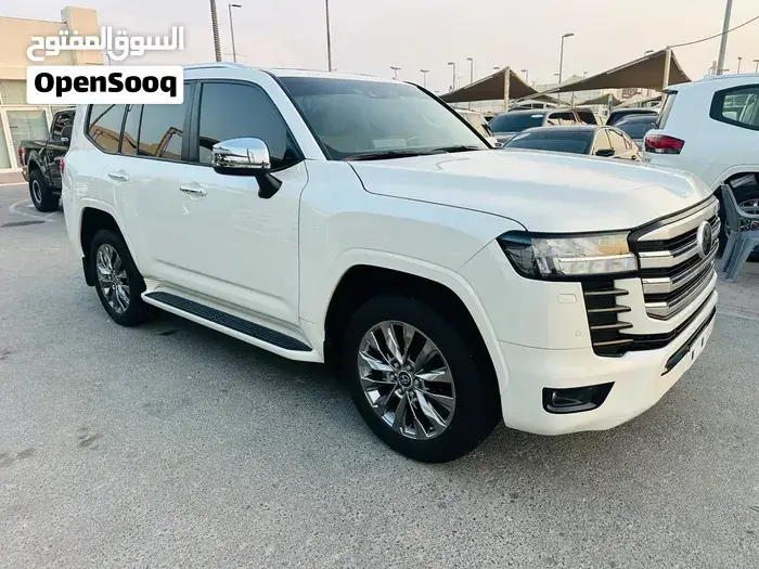 Toyota Land Cruiser 2023 photo 3