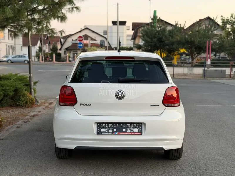Volkswagen Polo 2011 photo 4