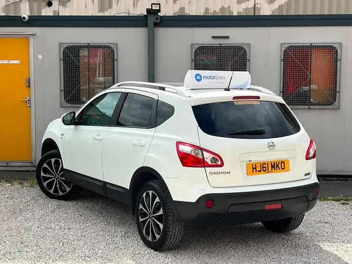 Nissan Qashqai 2011 photo 4