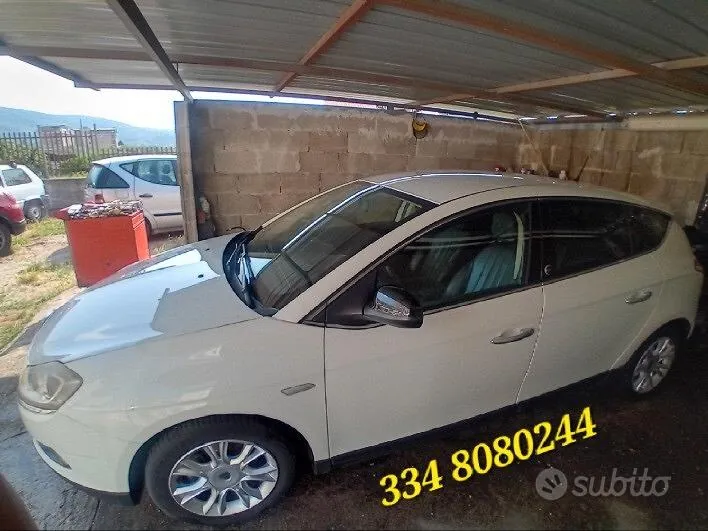 Lancia Delta 2013 photo 2