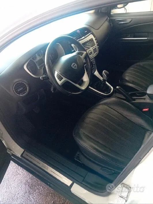 Lancia Delta 2013 photo 3