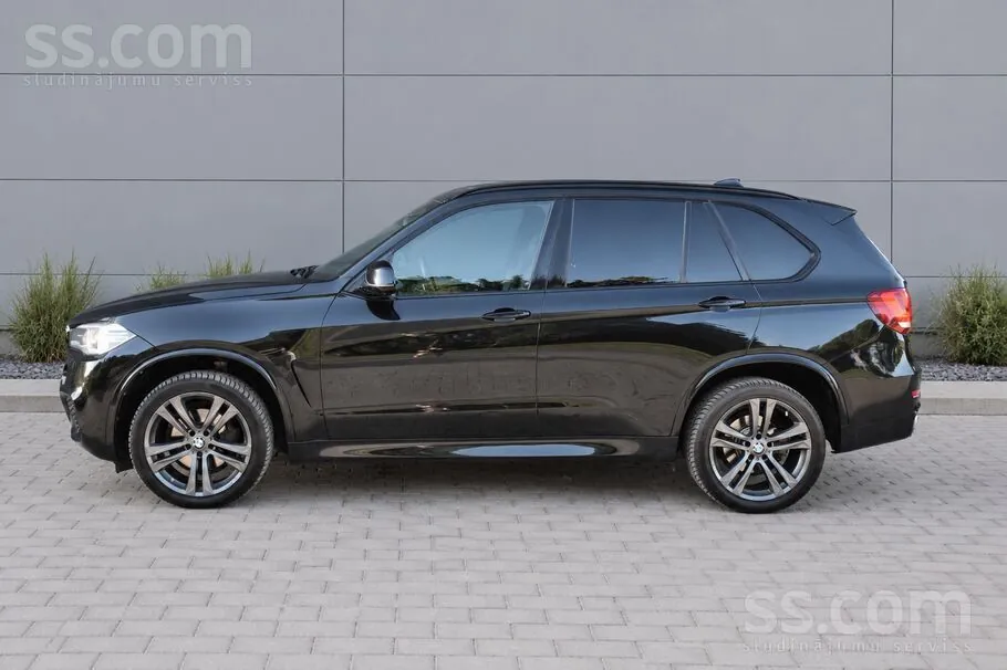 BMW X5 2014 photo 2