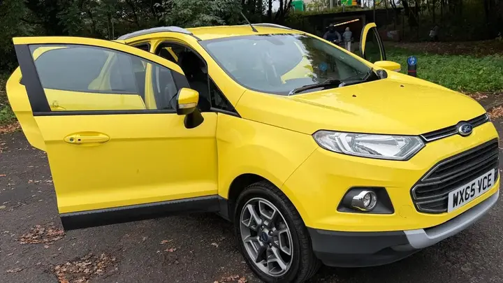 Ford Ecosport 2015 photo 4