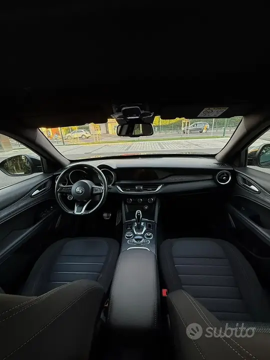 Alfa Romeo Stelvio 2022 photo 5