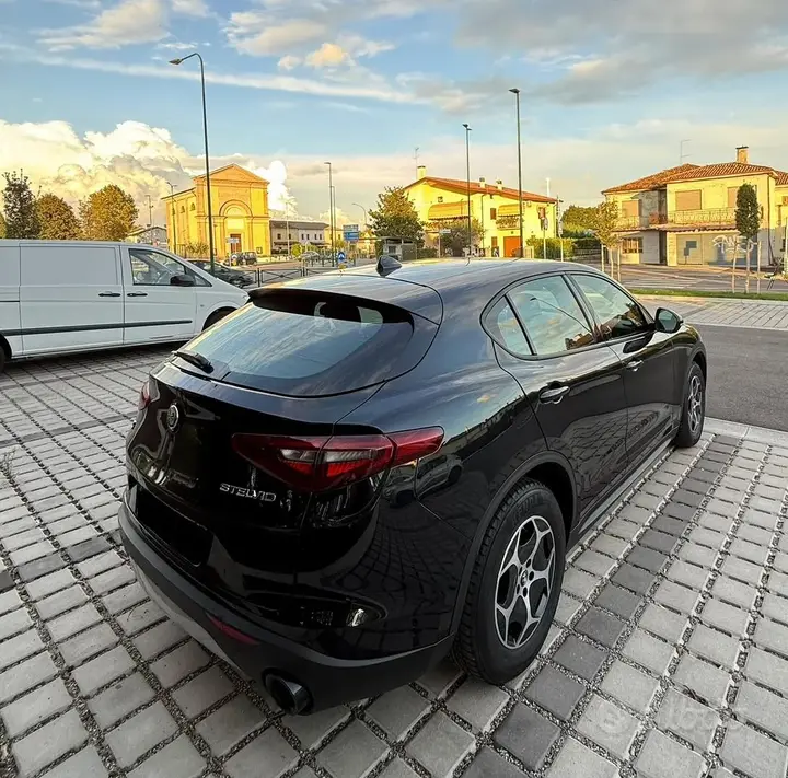 Alfa Romeo Stelvio 2022 photo 3