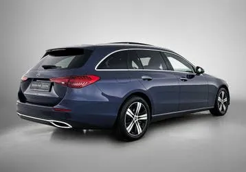 Mercedes-Benz C-Class 2024 photo 2