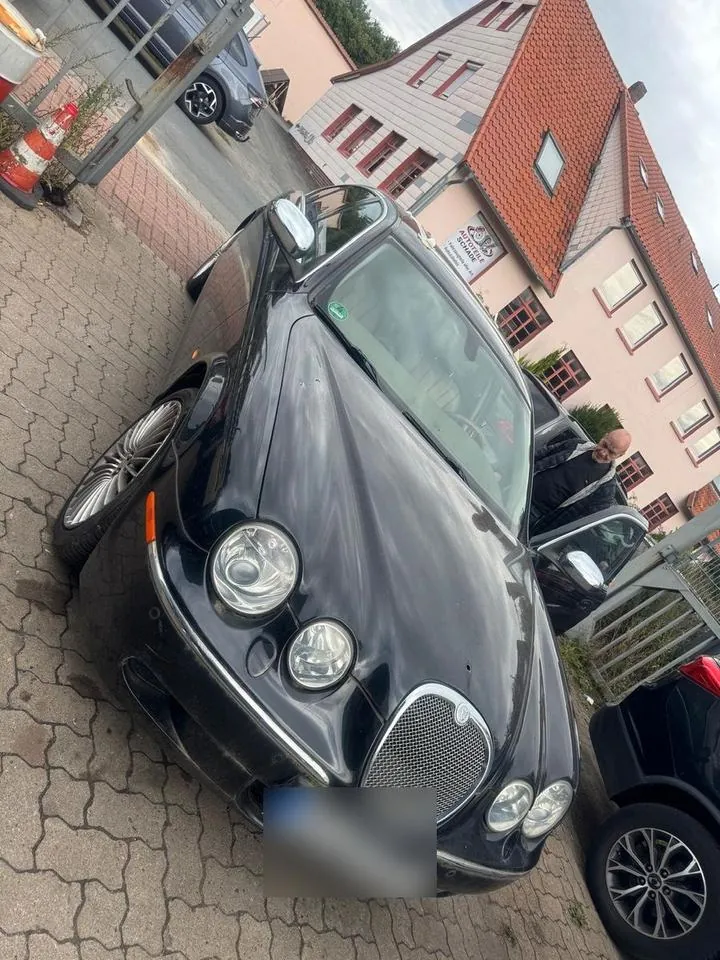 Jaguar S-Type