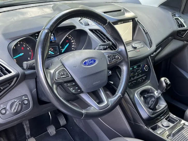 Ford Kuga 2017 photo 3