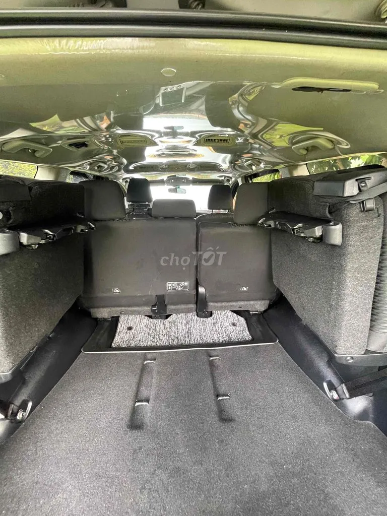 Toyota Innova 2018 photo 3