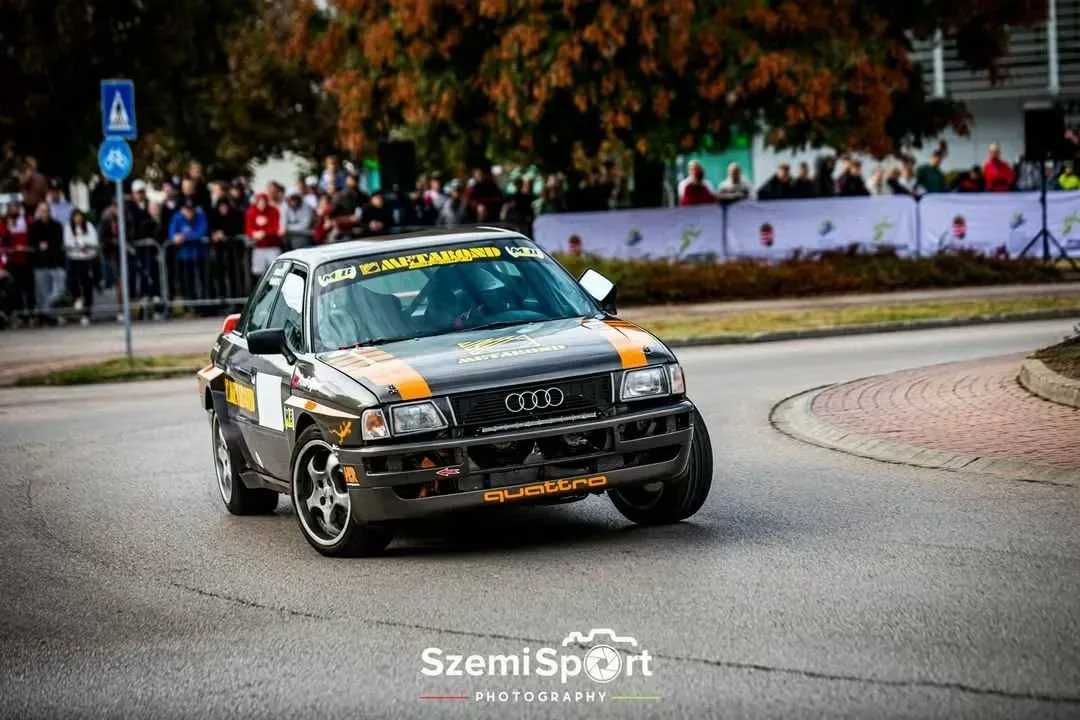 Audi 80