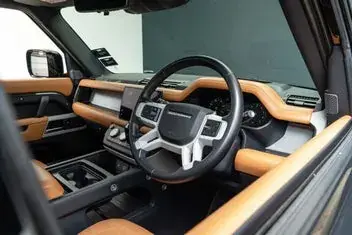 Land Rover Defender 2024 photo 4