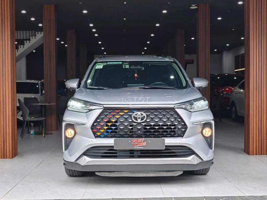 Toyota Veloz Cross