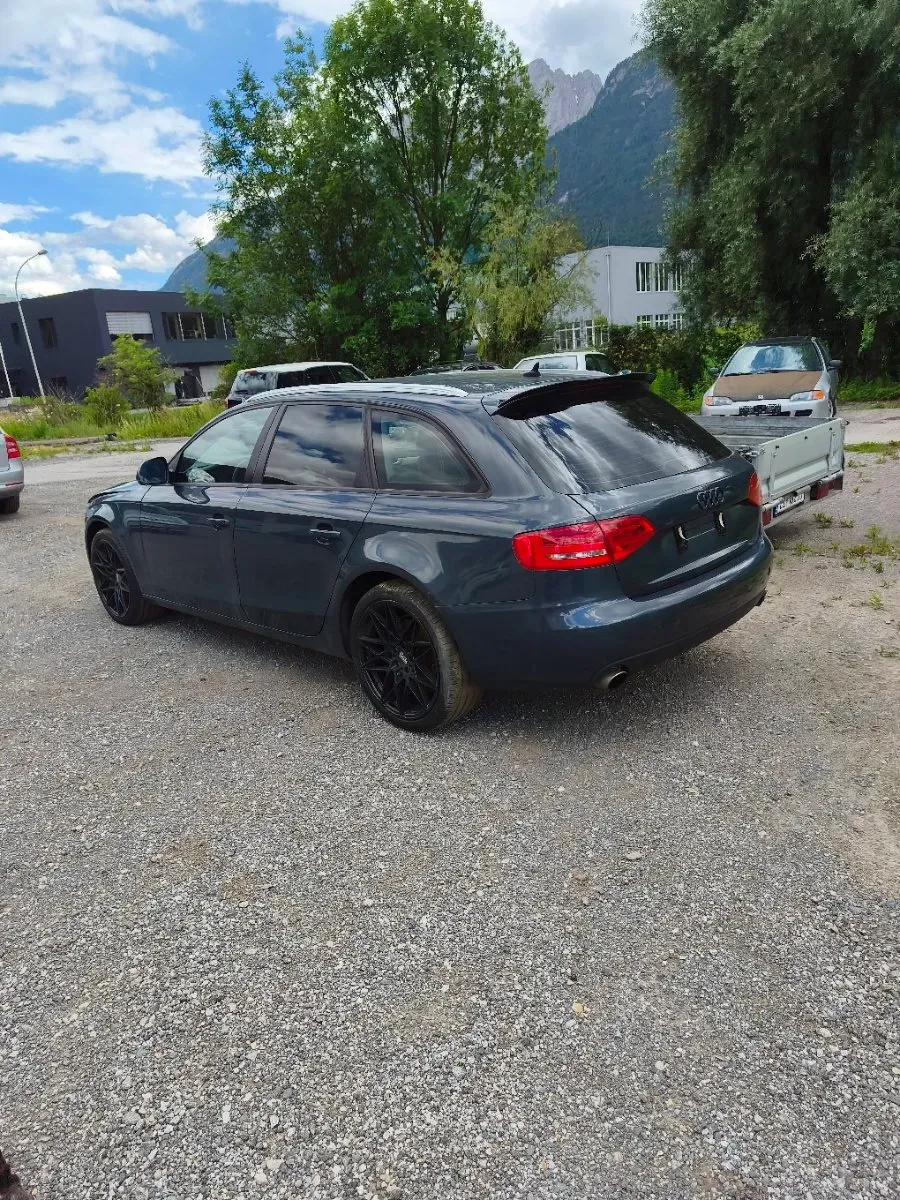 Audi A4 2008 photo 2