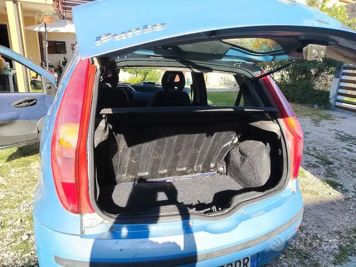 Fiat Punto 2008 photo 3