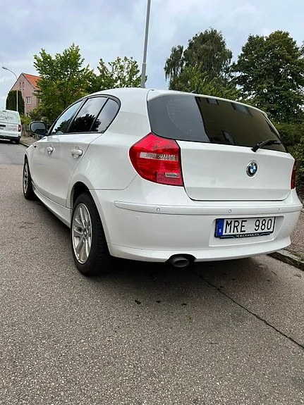 BMW 116D 2011 photo 4