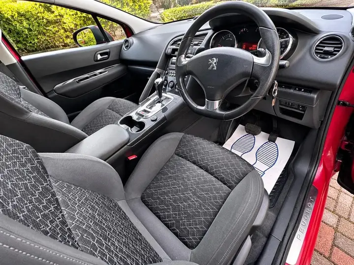 Peugeot 3008 2014 photo 5