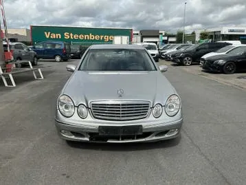 Mercedes-Benz E220Cdi photo 2