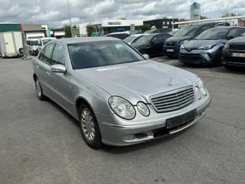 Mercedes-Benz E220Cdi photo 3