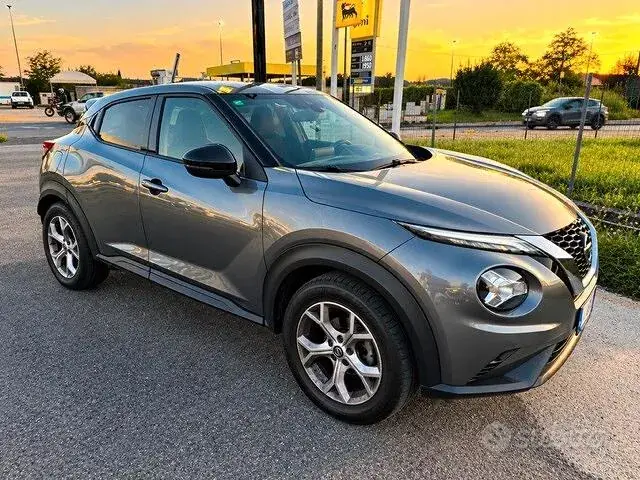 Nissan Juke 2021 photo 2