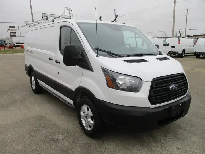 Ford Transit 2019 photo 3