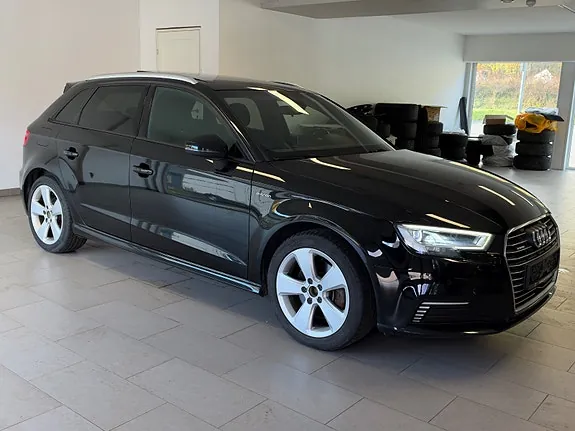 Audi A3 2017 photo 2