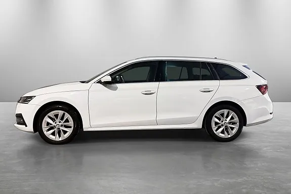 Skoda Octavia 2023 photo 3
