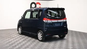 Suzuki Solio 2015 photo 5