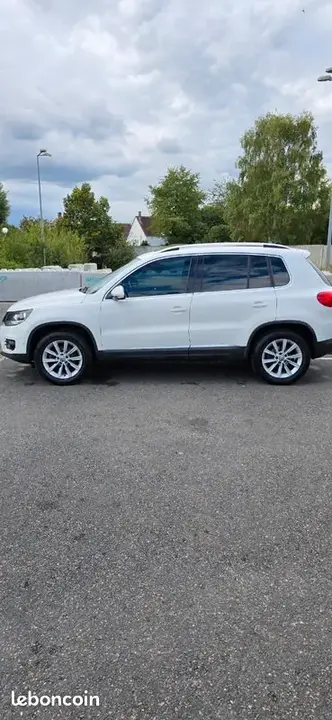 Volkswagen Tiguan 2011 photo 3