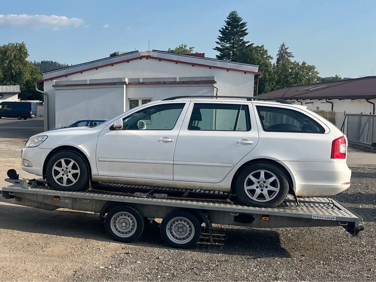 Skoda Octavia Ii Combi 2011 photo 2