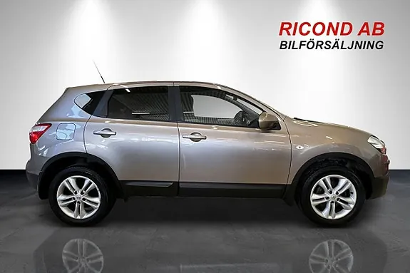 Nissan Qashqai 2013 photo 2