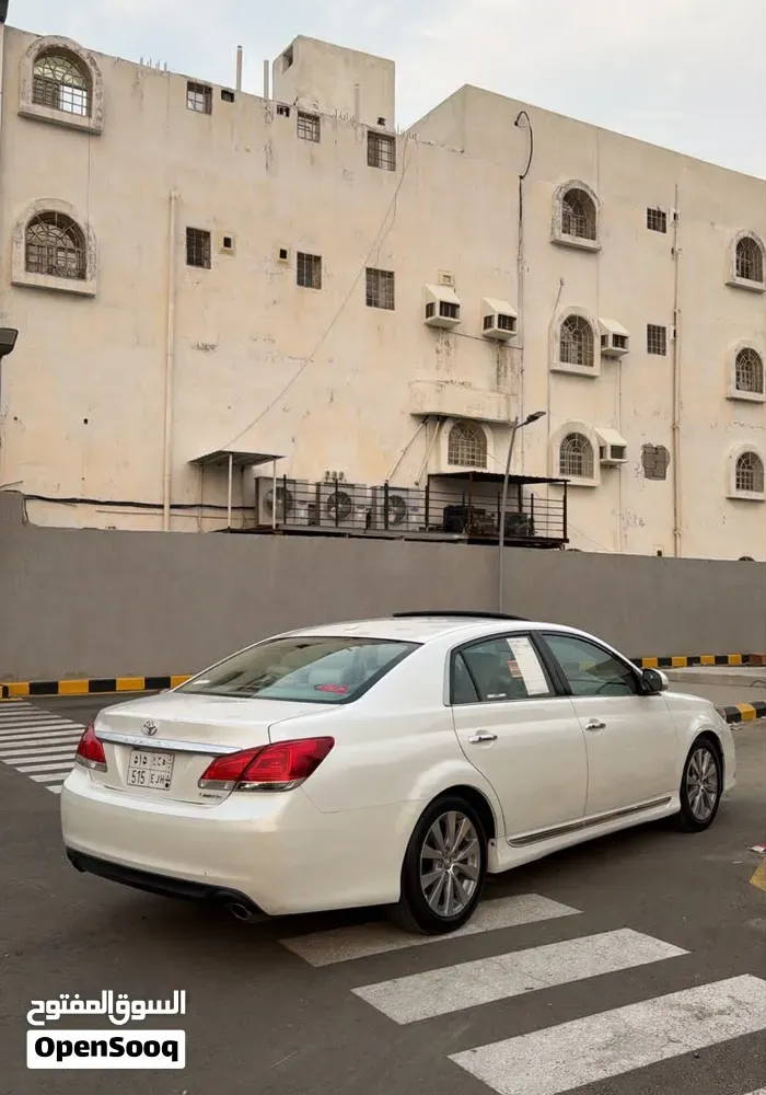 Toyota Avalon 2011 photo 3