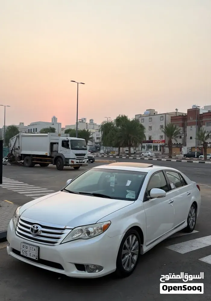 Toyota Avalon 2011 photo 4