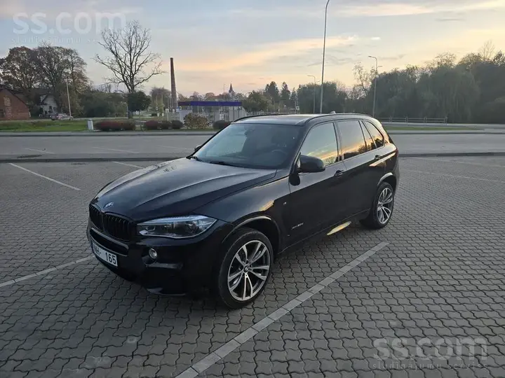 BMW X5 2016 photo 2