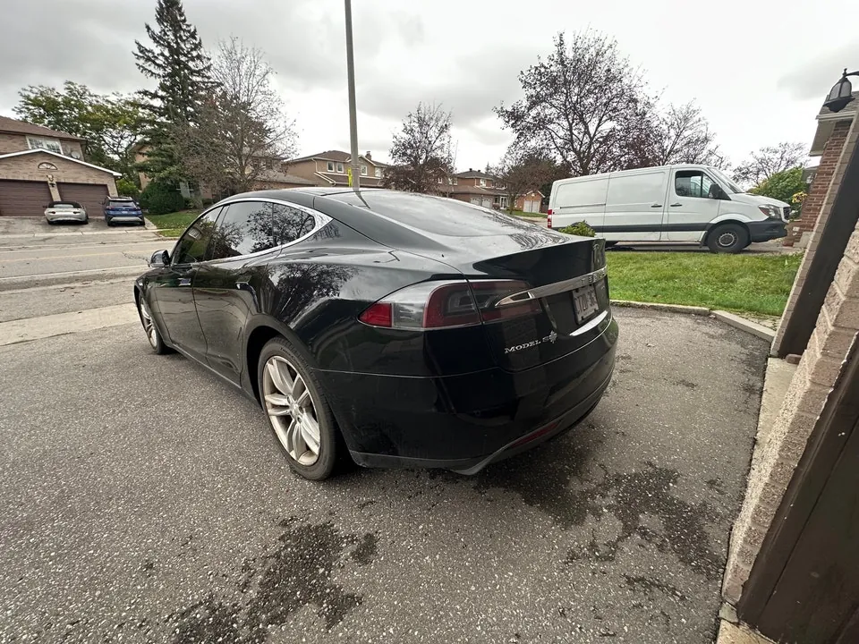 Tesla Model S 2015 photo 3