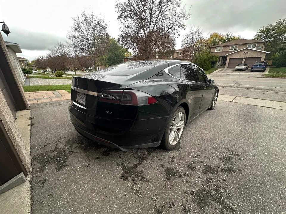Tesla Model S 2015 photo 4