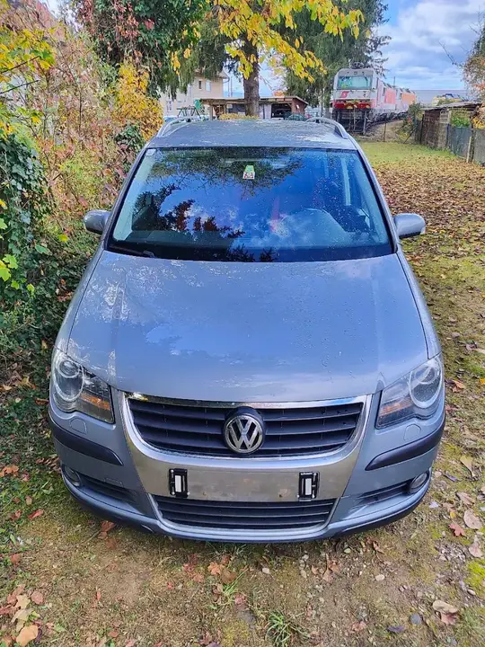 Volkswagen Touran Cross 2008 photo 3