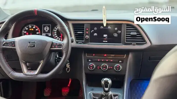Seat Leon 2018 photo 2